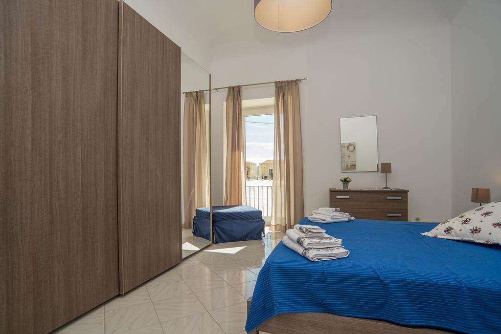 Un Affaccio Sul Borgo Apartment มาร์ซาเมมี ภายนอก รูปภาพ